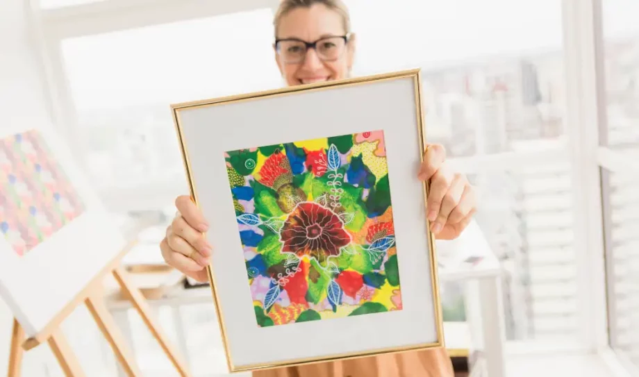How to frame a canvas painting